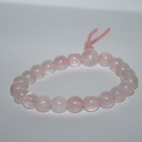 Vintagejelyfish Jewelry - Beautiful nwot rose quartz bracelet